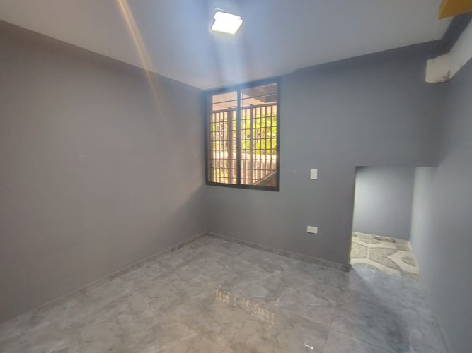 Oficina en arriendo en El Poblado, Medellín, 220 m² · foto 4 de 12