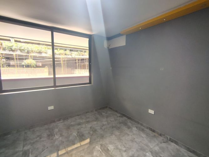 Oficina en arriendo en El Poblado, Medellín, 220 m² · foto 7 de 12
