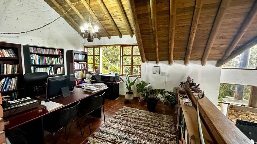 Casa de 5 alcobas en venta en Las Palmas, Envigado, 280 m² · foto 4 de 23