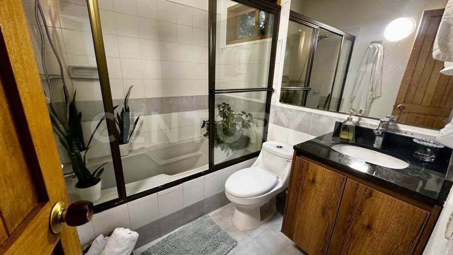 Casa de 5 alcobas en venta en Las Palmas, Envigado, 280 m² · foto 9 de 23