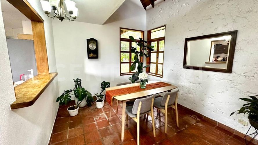 Casa de 5 alcobas en venta en Las Palmas, Envigado, 280 m² · foto 14 de 23