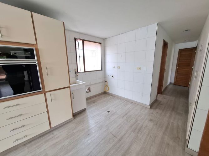 Casa de 3 alcobas en venta en El Virrey, Bogotá, 249 m² · foto 19 de 19