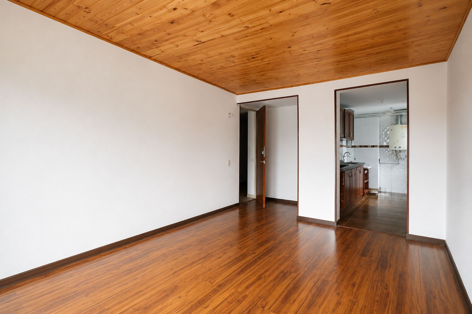 Apartamento en venta en Lagos De Torca, Bogotá · foto 2 de 17