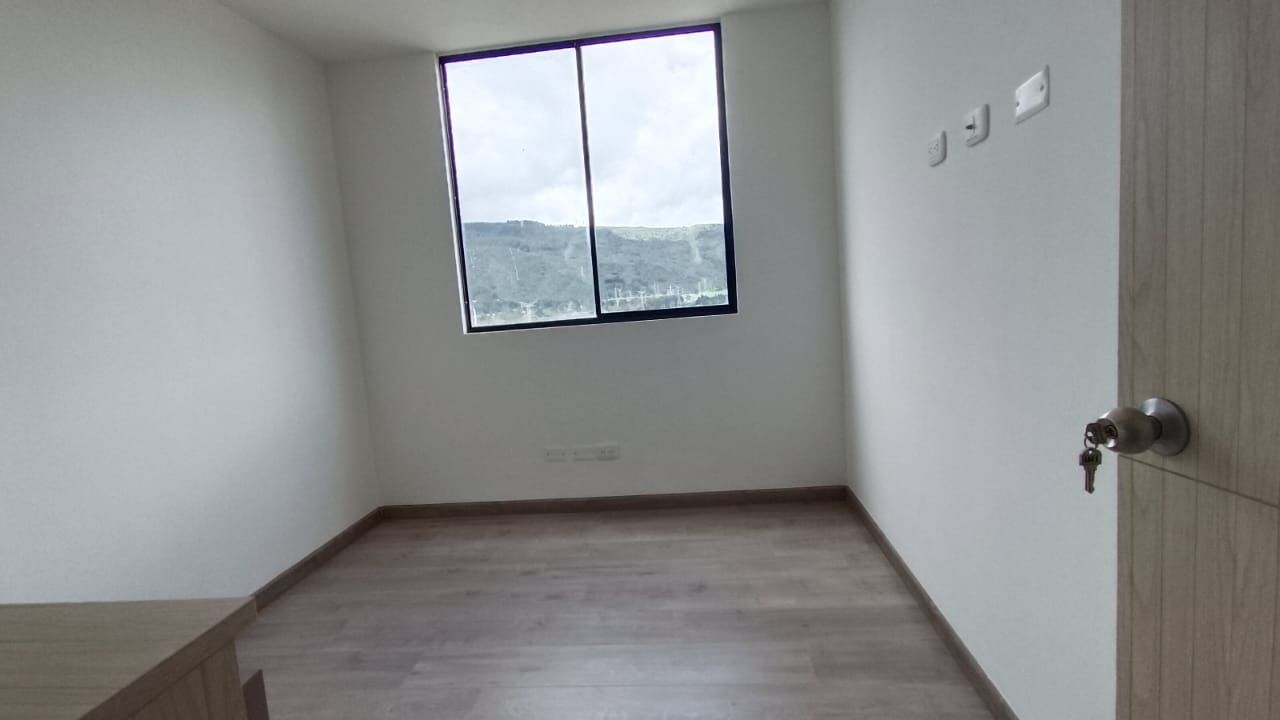 Apartamento en venta en Lagos De Torca, Bogotá · foto 13 de 15