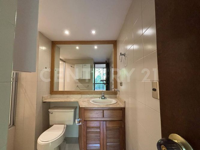 Apartamento de 1 alcoba en arriendo en Las Lomas, Medellín, 45 m² · foto 14 de 17