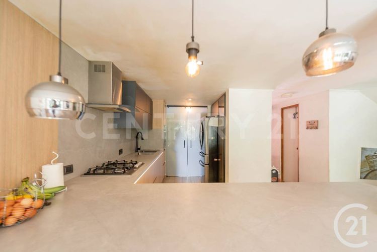 Casa de 4 alcobas en venta en El Poblado, Envigado, 209 m² · foto 9 de 21