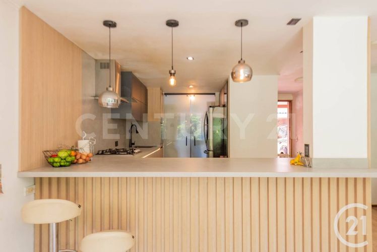 Casa de 4 alcobas en venta en El Poblado, Envigado, 209 m² · foto 12 de 21