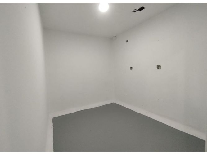 Bodega en venta en Cristo Rey, Medellín, 77 m² · foto 6 de 10