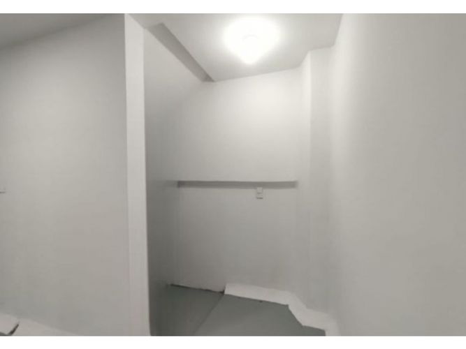Bodega en venta en Cristo Rey, Medellín, 77 m² · foto 7 de 10