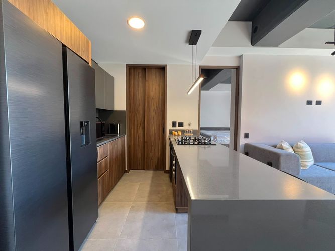 Apartamento de 2 alcobas en arriendo en El Poblado, Medellín, 84 m² · foto 8 de 11