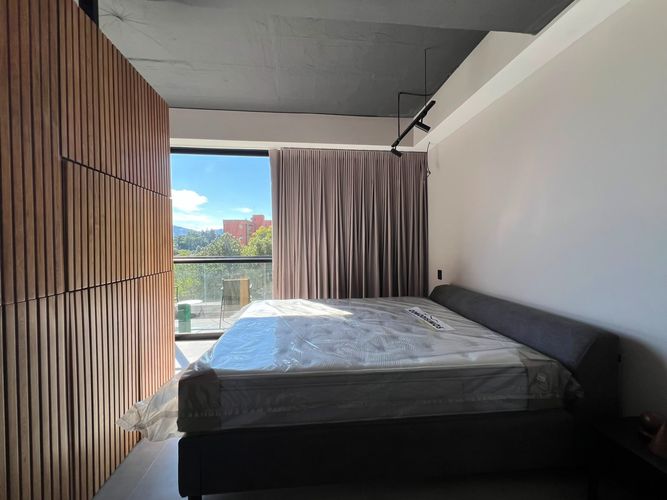 Apartamento de 2 alcobas en arriendo en El Poblado, Medellín, 84 m² · foto 9 de 11