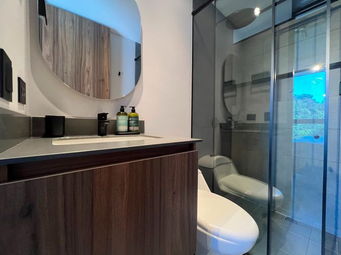 Apartamento de 2 alcobas en arriendo en El Poblado, Medellín, 84 m² · foto 11 de 11