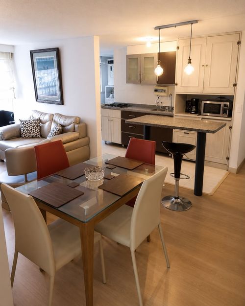 Apartamento de 2 alcobas en venta en Alhambra, Bogotá, 79 m² · foto 2 de 10