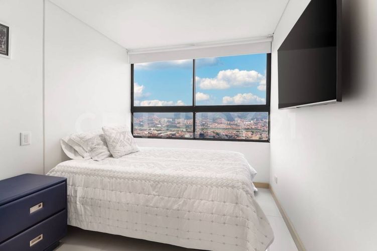 Apartamento de 3 alcobas en arriendo en Loma Del Indio, Medellín, 90 m² · foto 11 de 22