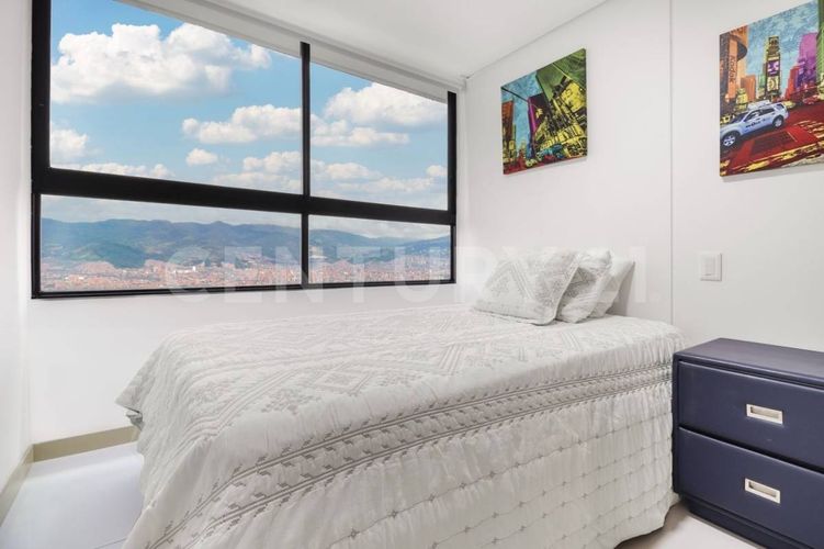 Apartamento de 3 alcobas en arriendo en Loma Del Indio, Medellín, 90 m² · foto 16 de 22