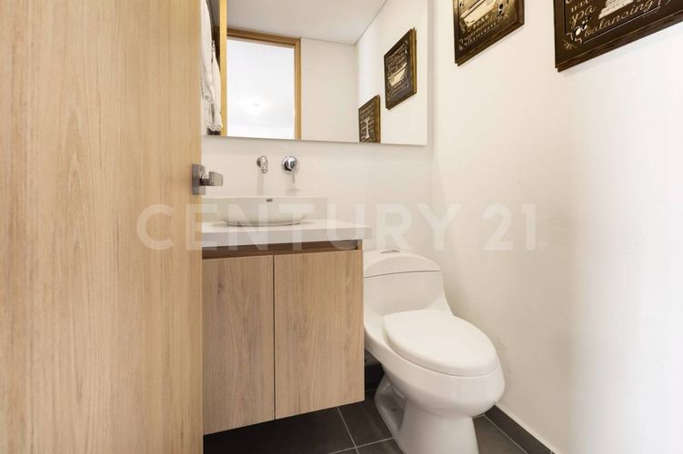 Apartamento de 3 alcobas en arriendo en Loma Del Indio, Medellín, 90 m² · foto 19 de 22