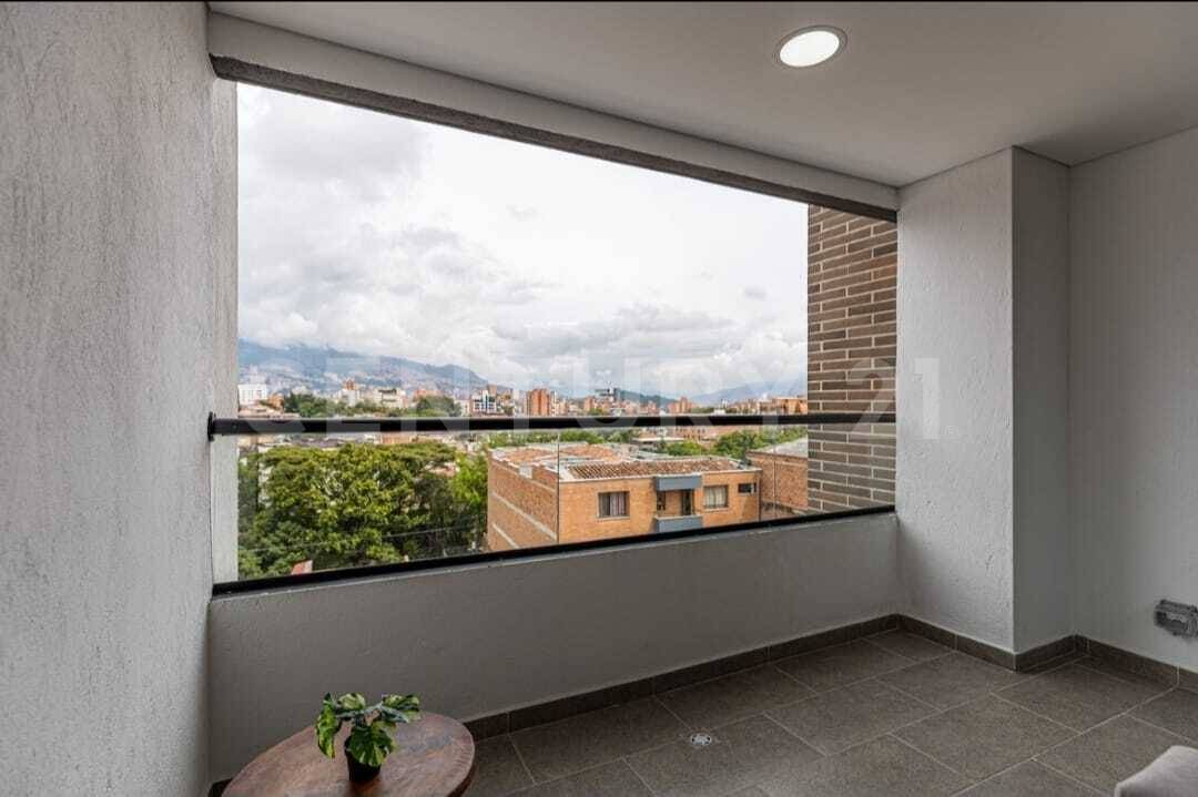 Apartamento en arriendo en Laureles, Medellín · foto 8 de 16