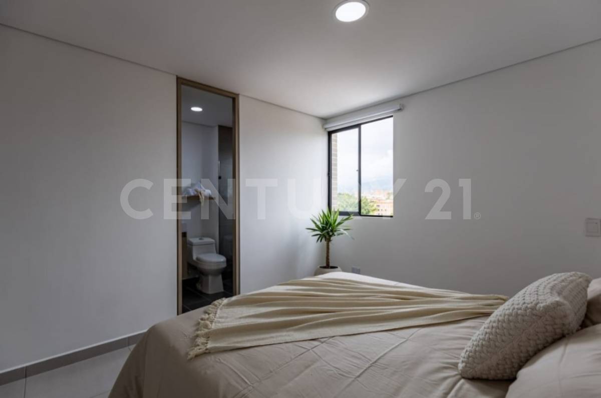 Apartamento en arriendo en Laureles, Medellín · foto 10 de 16