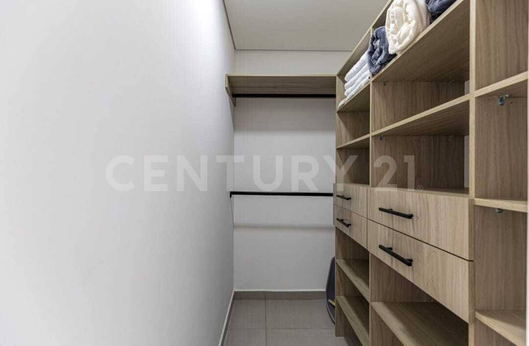 Apartamento en arriendo en Laureles, Medellín · foto 12 de 16