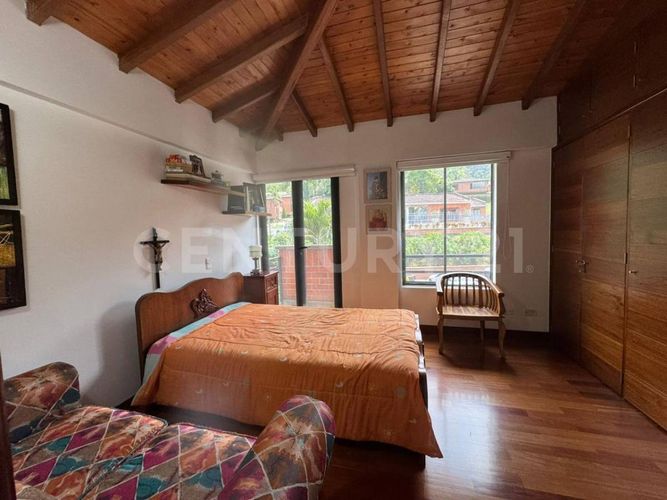 Casa en venta en Mesa, Envigado · foto 3 de 23