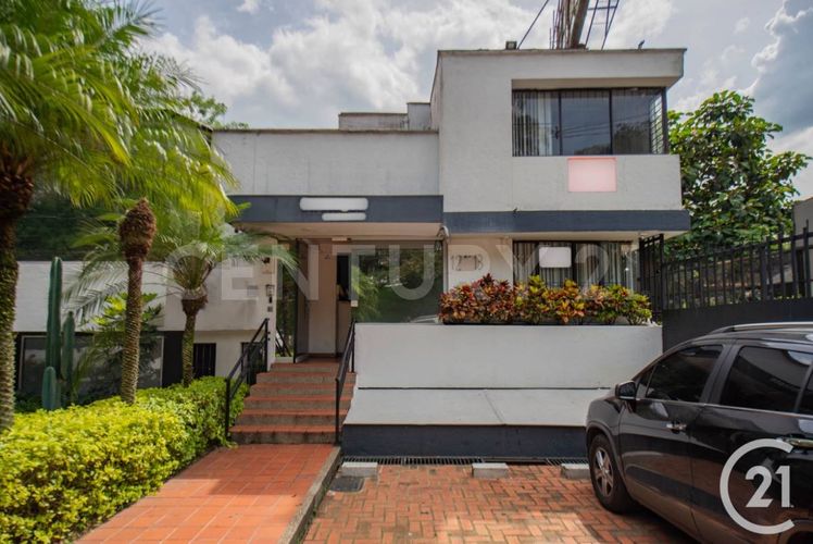 Oficina en arriendo en Las Lomas, Medellín, 420 m² · foto 23 de 23
