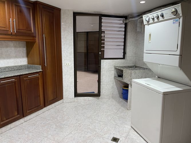 Apartamento de 4 alcobas en venta en Santa Teresita, Cali, 313 m² · foto 12 de 22