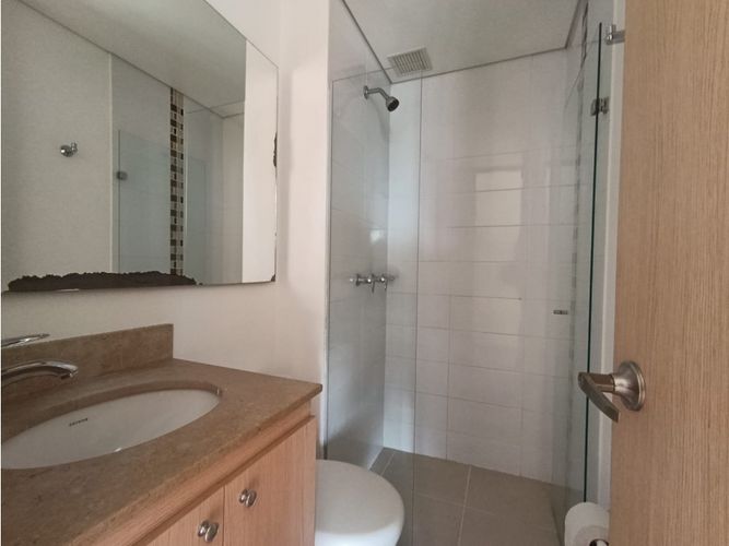 Apartamento de 3 alcobas en venta en Vegas De San Jose, Sabaneta, 79 m² · foto 11 de 11