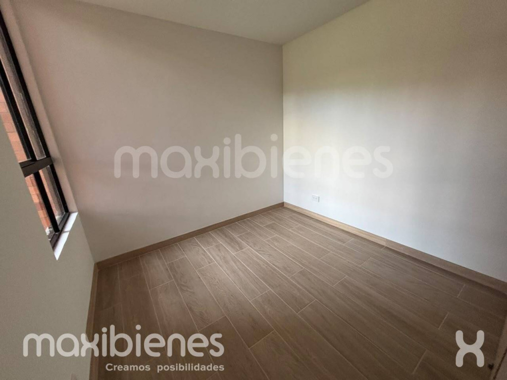 Apartamento en arriendo en Camino Verde, Envigado · foto 10 de 15