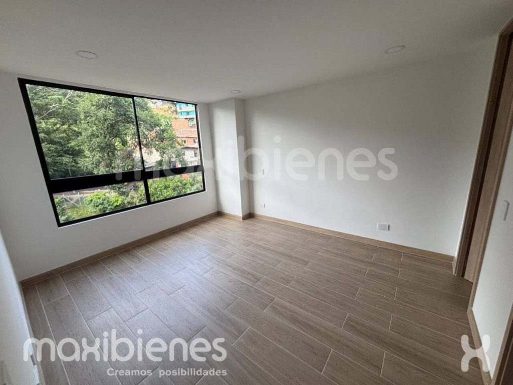 Apartamento en arriendo en Camino Verde, Envigado · foto 12 de 15