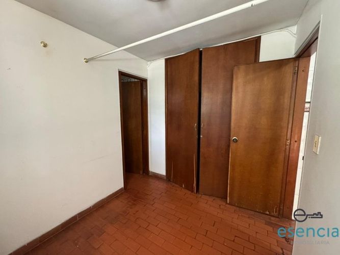 Apartamento de 4 alcobas en arriendo en El Diamante No. 2, Medellín, 272 m² · foto 6 de 14