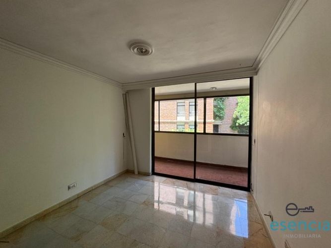 Apartamento de 4 alcobas en arriendo en El Diamante No. 2, Medellín, 272 m² · foto 7 de 14