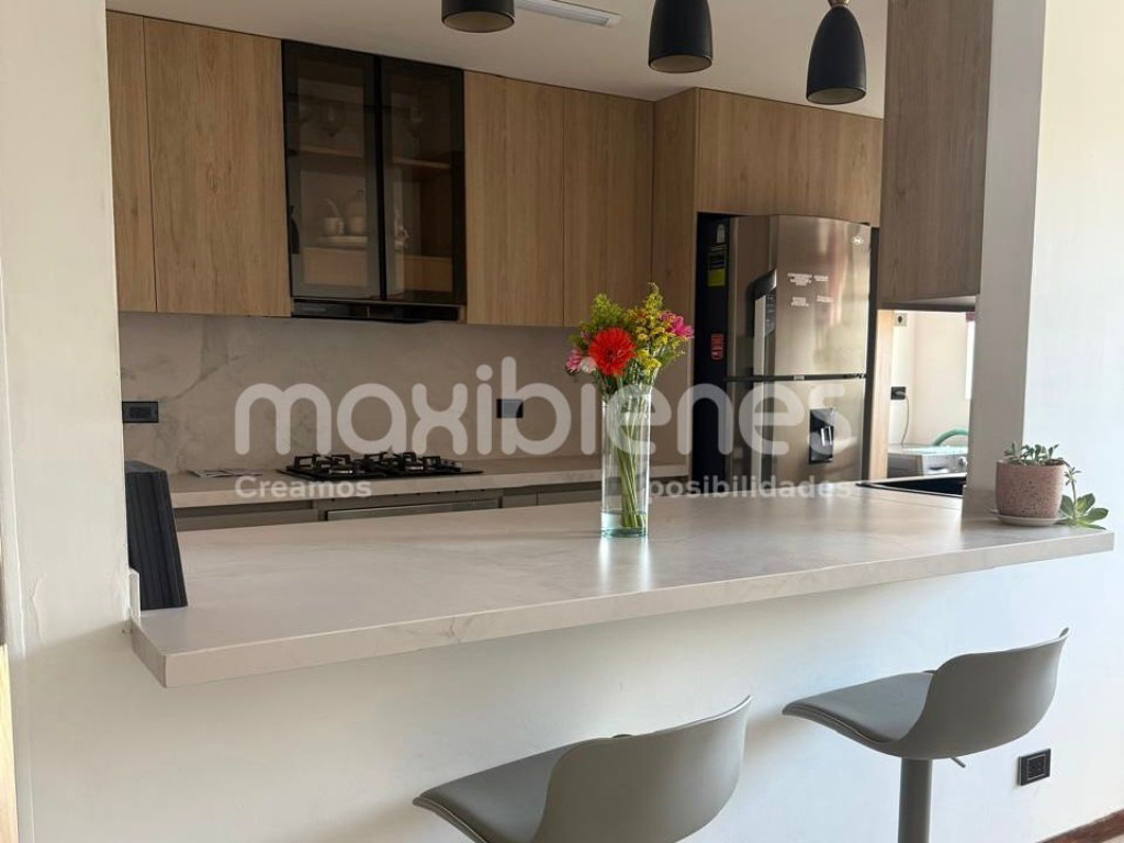 Apartamento en arriendo en El Tesoro, Medellín · foto 2 de 7