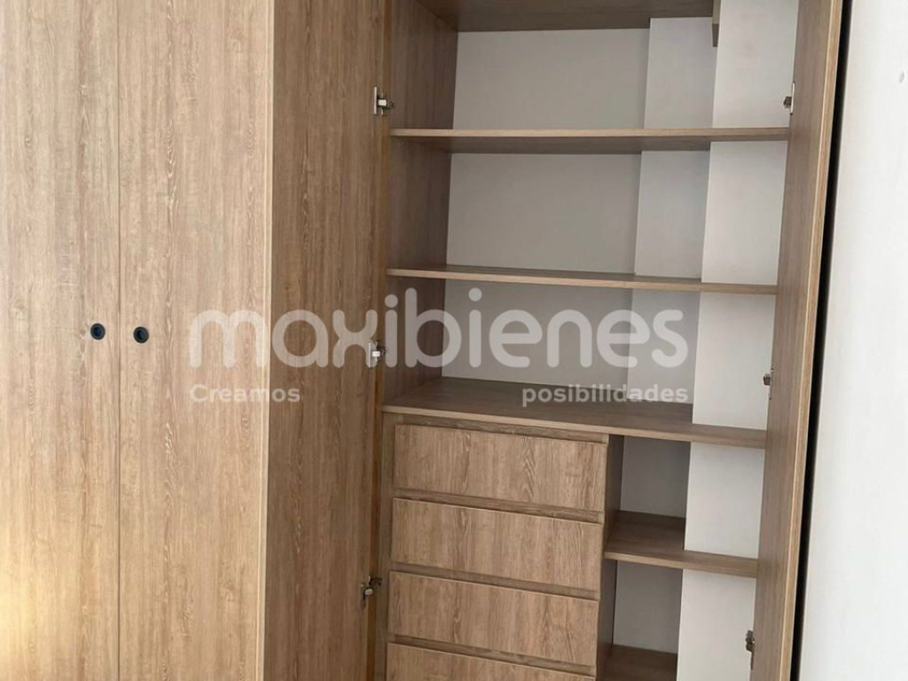 Apartamento en arriendo en El Tesoro, Medellín · foto 3 de 7
