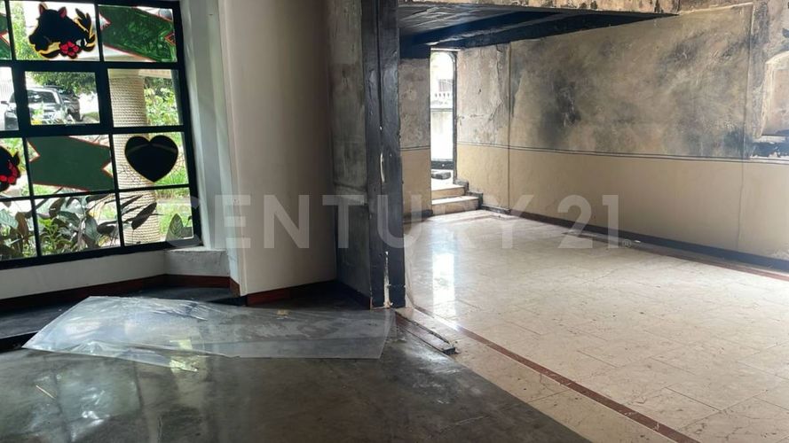 Local en arriendo en Castropol, Medellín, 675 m² · foto 4 de 15