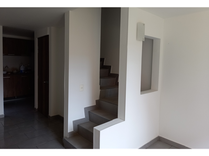 Casa de 3 alcobas en venta en Conjunto Residencial Zaragoza Ii, Madrid, 72 m² · foto 6 de 11