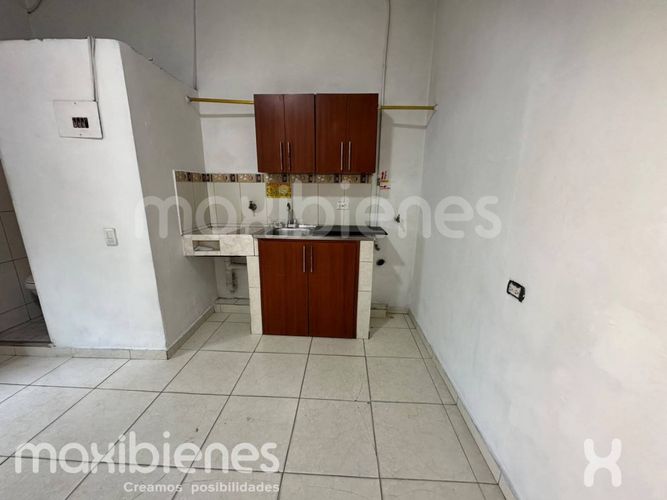 Local en arriendo en El Salvador, Medellín, 25 m² · foto 12 de 14