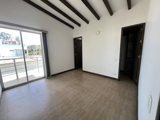 Casa de 4 alcobas en venta en La Ceja, 198 m² · foto 14 de 18