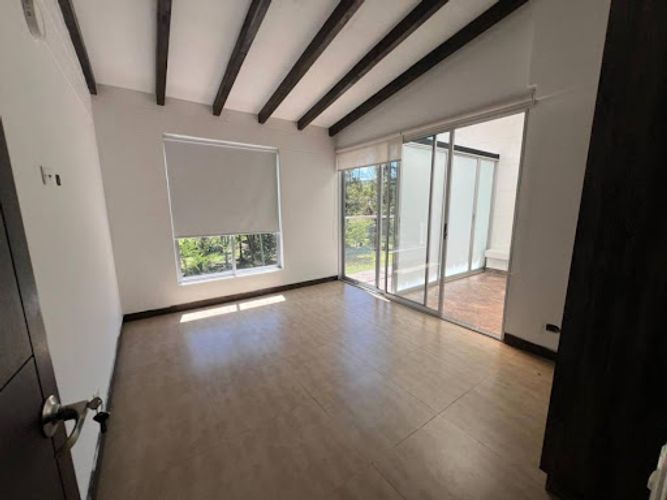 Casa de 4 alcobas en venta en La Ceja, 198 m² · foto 16 de 18
