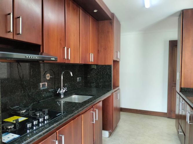 Apartamento de 3 alcobas en arriendo en El Poblado, Medellín, 184 m² · foto 8 de 18
