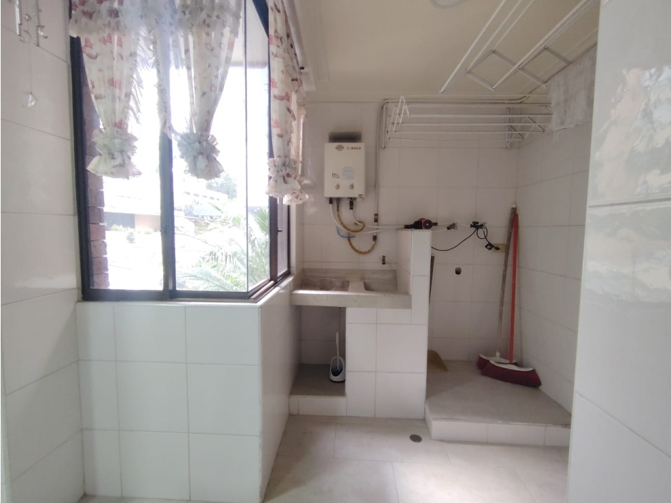 Apartamento en venta en La Castellana, Armenia · foto 6 de 22
