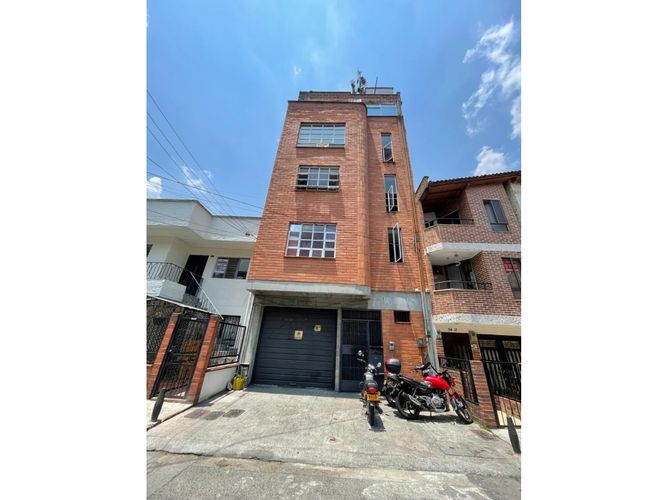 Bodega en arriendo en Santa Fe, Medellín, 100 m² · foto 7 de 7