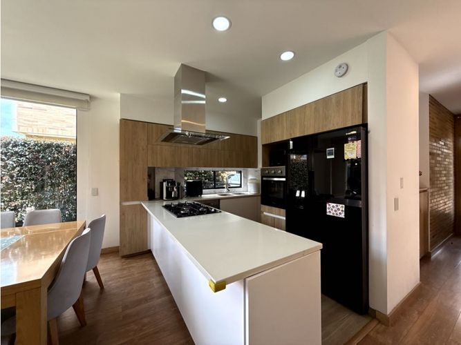 Casa de 3 alcobas en venta en Los Zipas, Cajicá, 208 m² · foto 4 de 20