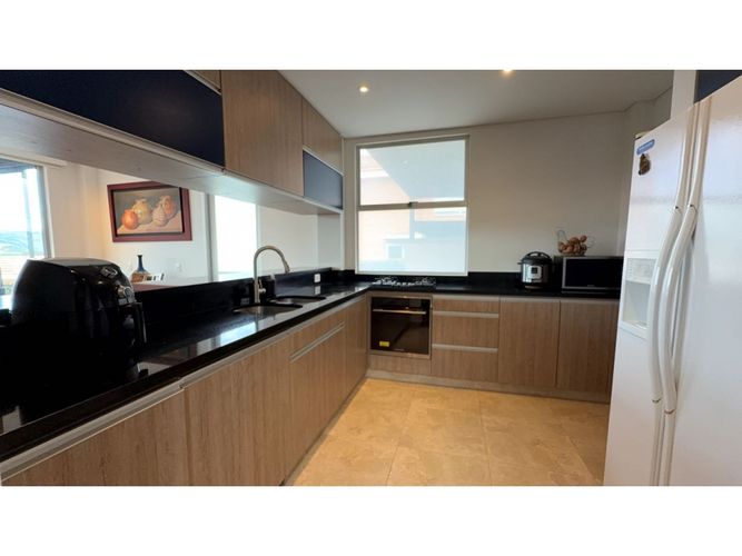 Casa de 3 alcobas en venta en Los Zipas, Cajicá, 208 m² · foto 16 de 20