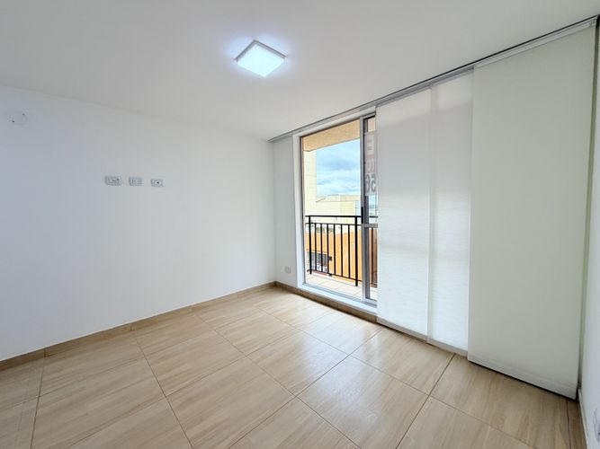 Apartamento de 2 alcobas en venta en Fac, Madrid, 42 m² · foto 10 de 20