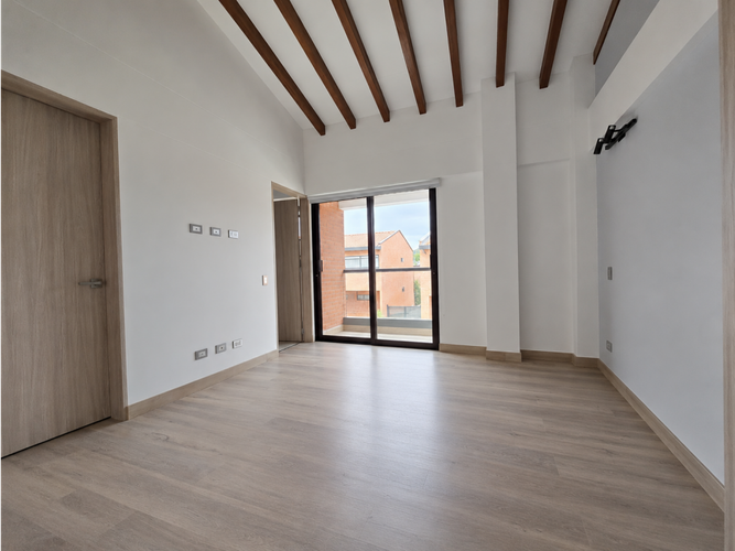 Casa de 4 alcobas en venta en Santa Elena, El Retiro, 303 m² · foto 14 de 23