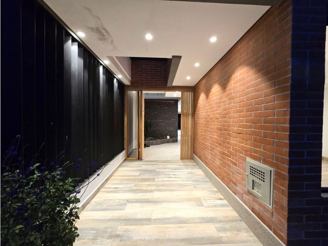 Casa de 4 alcobas en venta en Santa Elena, El Retiro, 303 m² · foto 16 de 23