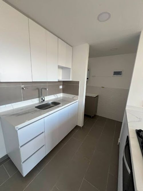 Apartamento de 2 alcobas en venta en Cuatro Esquinas, Rionegro, 51 m² · foto 14 de 16