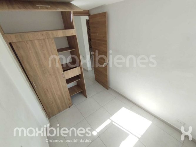 Apartamento de 3 alcobas en arriendo en Pajarito, Medellín, 53 m² · foto 7 de 12