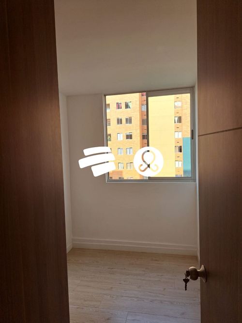 Apartamento de 3 alcobas en venta en La Prosperidad, Madrid, 58 m² · foto 12 de 17