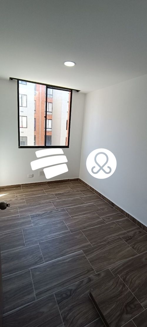 Apartamento de 3 alcobas en venta en San Pedro, Madrid, 50 m² · foto 3 de 7